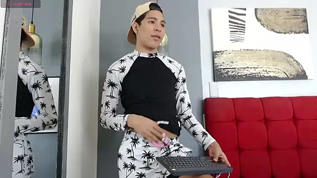 Snapshot of _Natassia_Dreams chatting on February 28, 2025, 4:31 pm Natassia Dreams online show from February 28, 2025, 4:31 pm