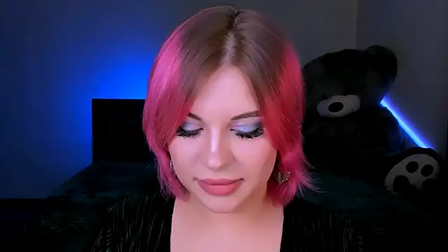 evaharve online show from March 14, 2025, 11:11 pm