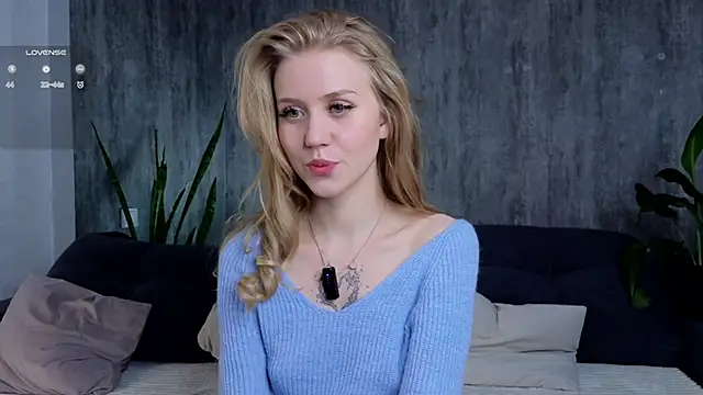 WiloneEsse online show from February 11, 2025, 1:10 am