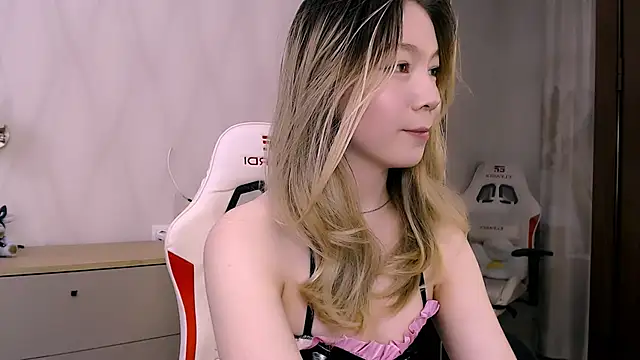 Snapshot of Babby_Rabbit chatting on November 7, 2025, 6:41 pm Babby Rabbit online show from November 7, 2025, 6:41 pm