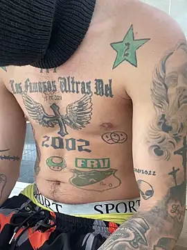 Snapshot of Junihn0 chatting on January 17, 2025, 6:54 pm Junihn0 online show from January 17, 2025, 6:54 pm