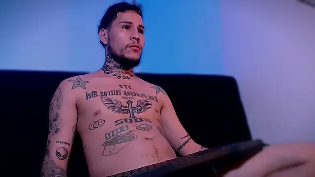 Snapshot of Junihn0 chatting on September 10, 2025, 9:37 pm Junihn0 online show from September 10, 2025, 9:37 pm