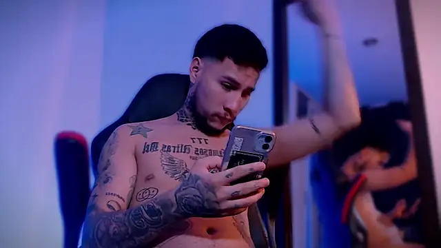 Snapshot of Junihn0 chatting on September 12, 2025, 8:53 pm Junihn0 online show from September 12, 2025, 8:53 pm