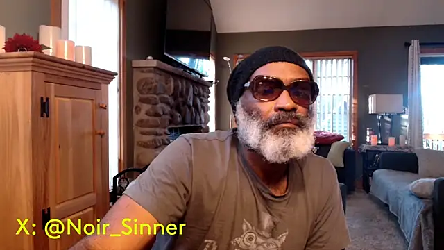 sinnernoir online show from September 19, 2025, 9:48 pm