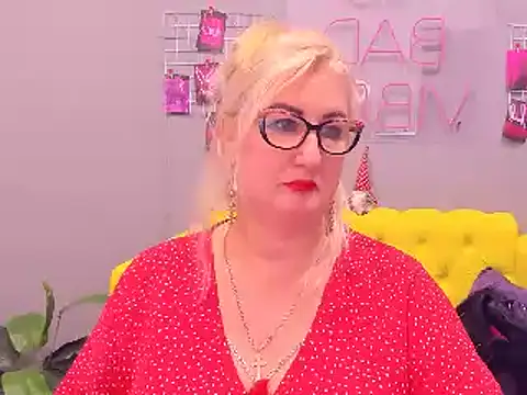 ChristyBrooks online show from January 21, 2025, 6:12 pm