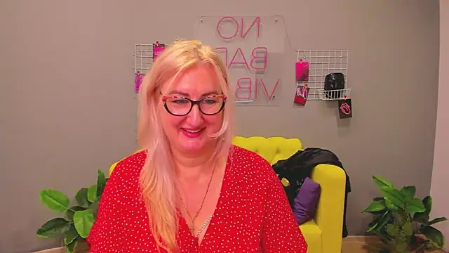 ChristyBrooks online show from January 28, 2025, 6:17 pm