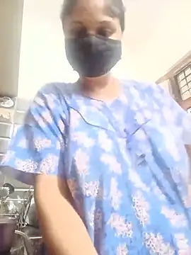 Cute-Aadhvita online show from June 13, 2026, 3:04 am