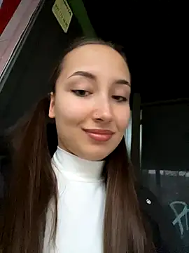 VelvetVixenI online show from November 9, 2025, 2:15 pm