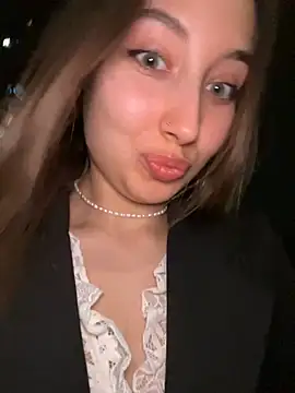 VelvetVixenI online show from April 1, 2026, 6:27 pm