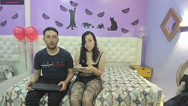 Snapshot of JeremmyAndStacy chatting on February 27, 2025, 12:56 pm JeremmyAndStacy online show from February 27, 2025, 12:56 pm