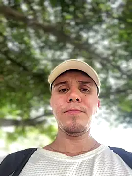 adam-rivera online show from September 23, 2025, 7:39 pm