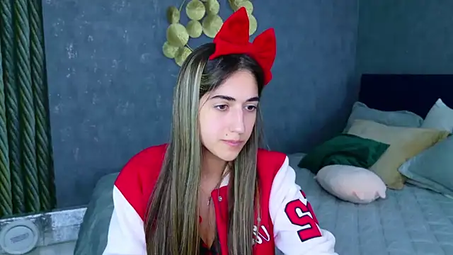 Teresa Stane online show from February 4, 2025, 6:06 pm