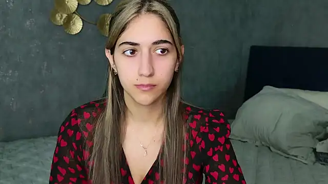 Teresa Stane online show from March 8, 2025, 5:17 am