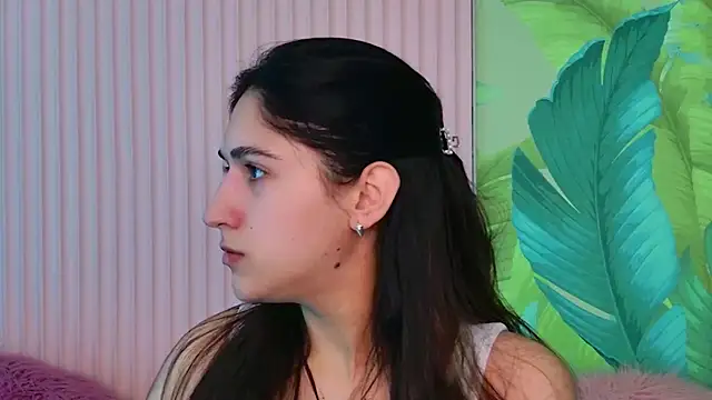 Teresa Stane online show from December 16, 2025, 5:34 am