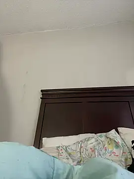 1prettygem online show from December 19, 2024, 4:24 pm