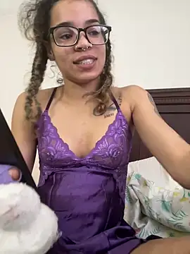 1prettygem online show from December 31, 2024, 7:18 pm