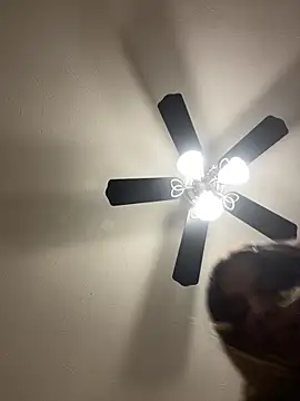 1prettygem online show from January 29, 2025, 1:05 am