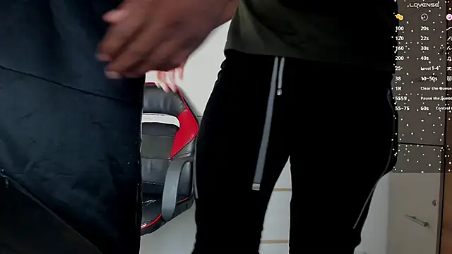 Snapshot of JEFFREY_COTTOM chatting on March 8, 2025, 12:30 pm JEFFREY COTTOM online show from March 8, 2025, 12:30 pm