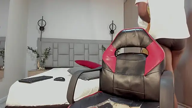 Snapshot of JEFFREY_COTTOM chatting on November 14, 2025, 11:42 am JEFFREY COTTOM online show from November 14, 2025, 11:42 am