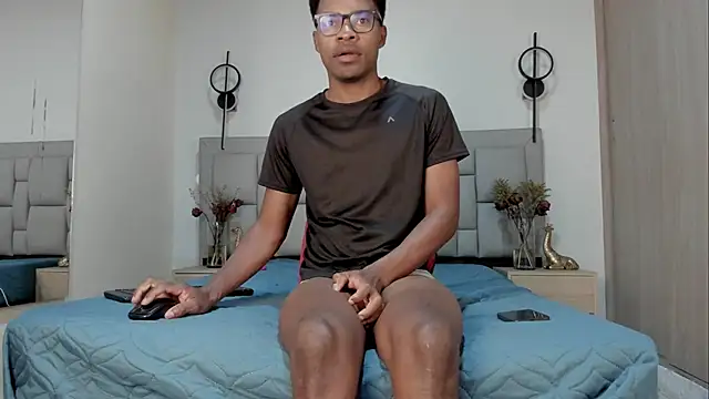 Snapshot of JEFFREY_COTTOM chatting on February 27, 2026, 1:11 pm JEFFREY COTTOM online show from February 27, 2026, 1:11 pm