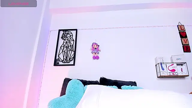 Mari Sweett online show from January 22, 2025, 9:21 pm