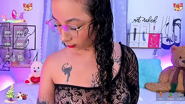 Mari Sweett online show from December 20, 2025, 7:43 pm