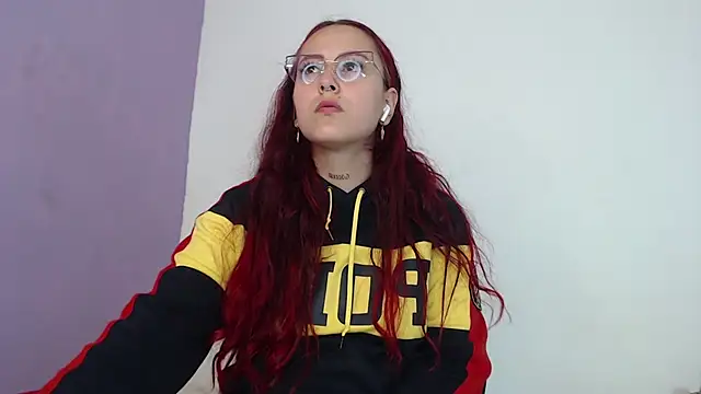 LatinasGoddesses  online show from January 21, 2025, 4:48 pm