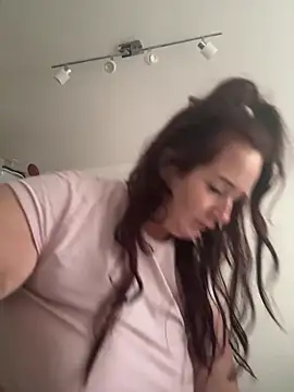 Engel mia online show from November 30, 2025, 11:03 am