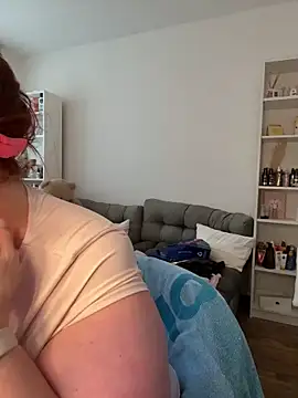 Snapshot of Engel_mia chatting on February 5, 2026, 1:05 pm Engel mia online show from February 5, 2026, 1:05 pm