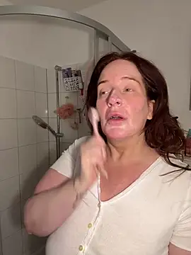 Snapshot of Engel_mia chatting on February 6, 2026, 12:41 pm Engel mia online show from February 6, 2026, 12:41 pm