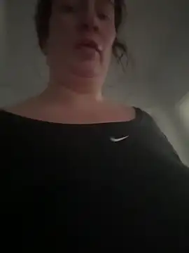 Snapshot of Engel_mia chatting on February 20, 2026, 2:06 pm Engel mia online show from February 20, 2026, 2:06 pm