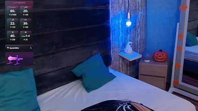 Snapshot of CrystalWoods94 chatting on October 25, 2025, 1:51 pm CrystalWoods94 online show from October 25, 2025, 1:51 pm