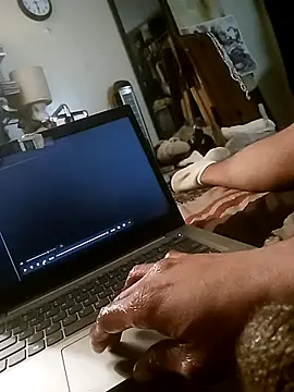 Snapshot of Creationmonster0 chatting on March 2, 2025, 11:29 am Creationmonster0 online show from March 2, 2025, 11:29 am