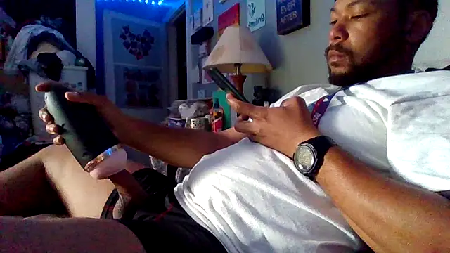 Snapshot of Creationmonster0 chatting on October 23, 2025, 3:55 pm Creationmonster0 online show from October 23, 2025, 3:55 pm