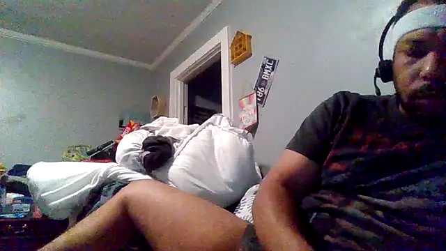 Snapshot of Creationmonster0 chatting on November 15, 2025, 2:46 pm Creationmonster0 online show from November 15, 2025, 2:46 pm