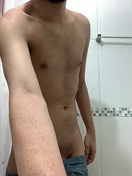 thguinho13 online show from October 24, 2025, 8:05 pm