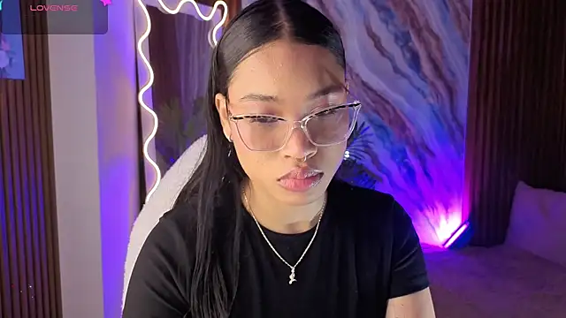 penelope tay1 online show from May 24, 2026, 3:11 am