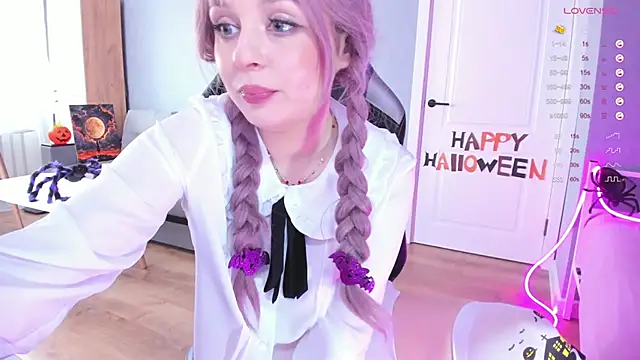 Amy honey angel online show from October 31, 2025, 11:33 am