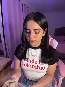 Emily-14 online show from June 13, 2026, 1:47 am