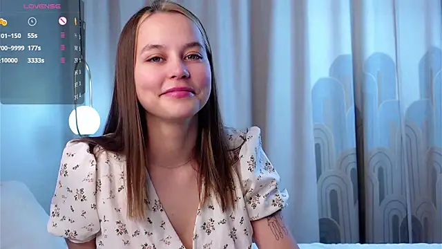 Snapshot of FalineDowlen chatting on December 18, 2024, 1:26 am FalineDowlen online show from December 18, 2024, 1:26 am