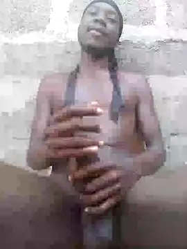 Snapshot of GOLDEN_HQUR chatting on January 24, 2025, 3:55 pm GOLDEN HQUR online show from January 24, 2025, 3:55 pm