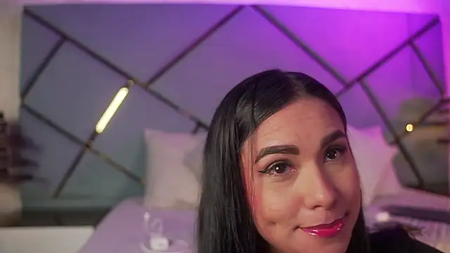 giorgia 13 online show from November 7, 2025, 3:17 am