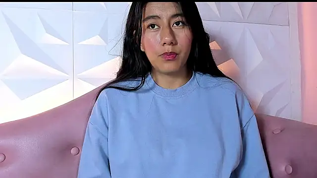 CarlaAlvez online show from January 20, 2025, 4:23 pm