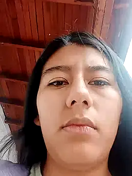 CarlaAlvez online show from October 21, 2025, 3:24 pm