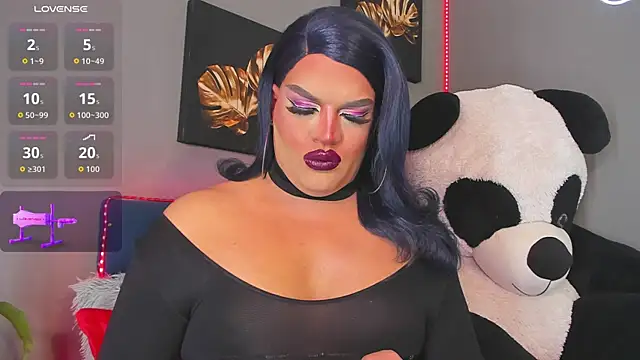 Snapshot of Missisabella_ chatting on December 22, 2025, 12:29 am Missisabella online show from December 22, 2025, 12:29 am