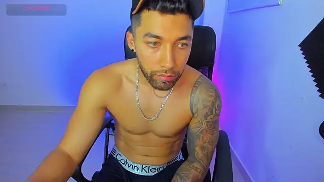 Snapshot of Sweet_and_caramel chatting on February 11, 2026, 8:41 am Sweet and caramel online show from February 11, 2026, 8:41 am