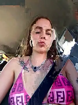 babybambiiii online show from April 18, 2026, 4:49 am