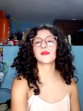 Snapshot of LoveElectra chatting on December 30, 2024, 11:49 pm LoveElectra online show from December 30, 2024, 11:49 pm