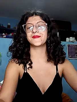 Snapshot of LoveElectra chatting on January 19, 2025, 12:17 am LoveElectra online show from January 19, 2025, 12:17 am