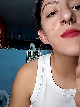 Snapshot of LoveElectra chatting on February 7, 2025, 10:20 pm LoveElectra online show from February 7, 2025, 10:20 pm